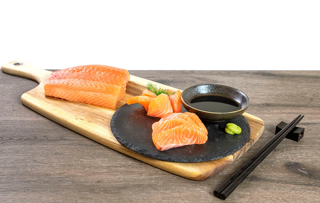 Sashimi Salmon / 刺身用サーモンフィーレ